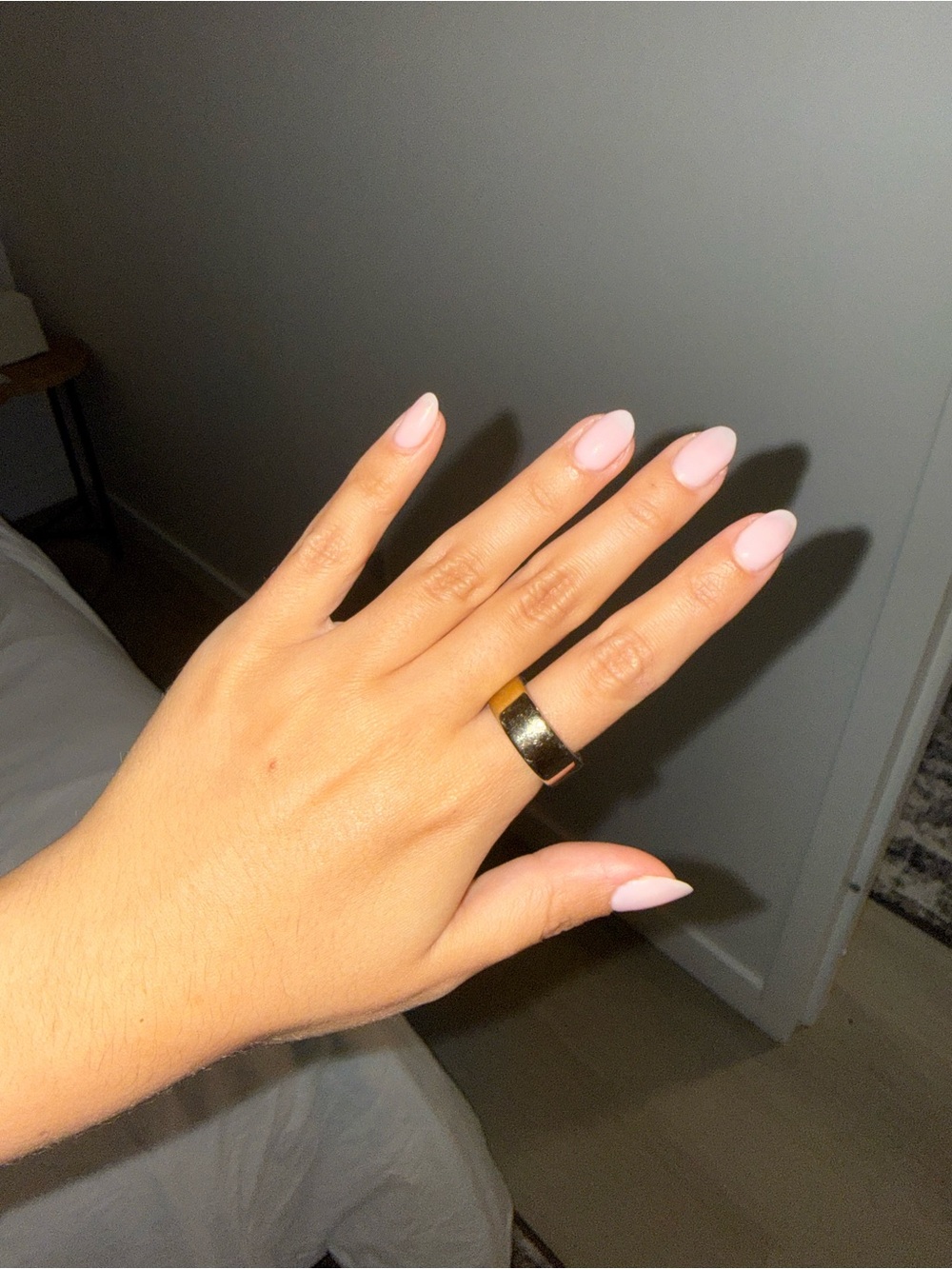Oura Ring Gen 4. Gold.